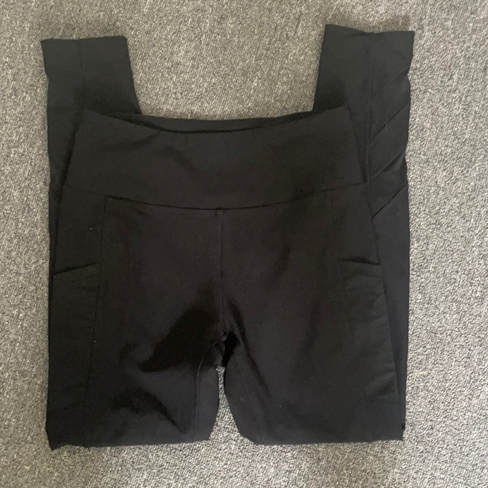 Black leggings